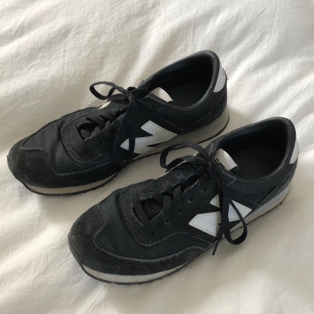Black New Balance Sneakers
